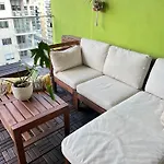 Mascot Cozy Apartment + Free Parking